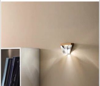 LED Crystal Wall Lamp Modern Minimalist Personality Background Decorative Wall Lamp (Option: Golden-wall lamp)