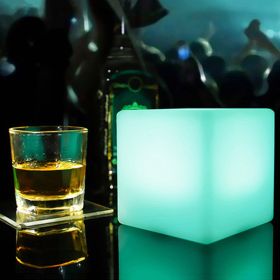 Cube Restaurant Atmosphere Table Lamp Luminous Square Decorative Table Lamp (Option: 15cm-Battery models)